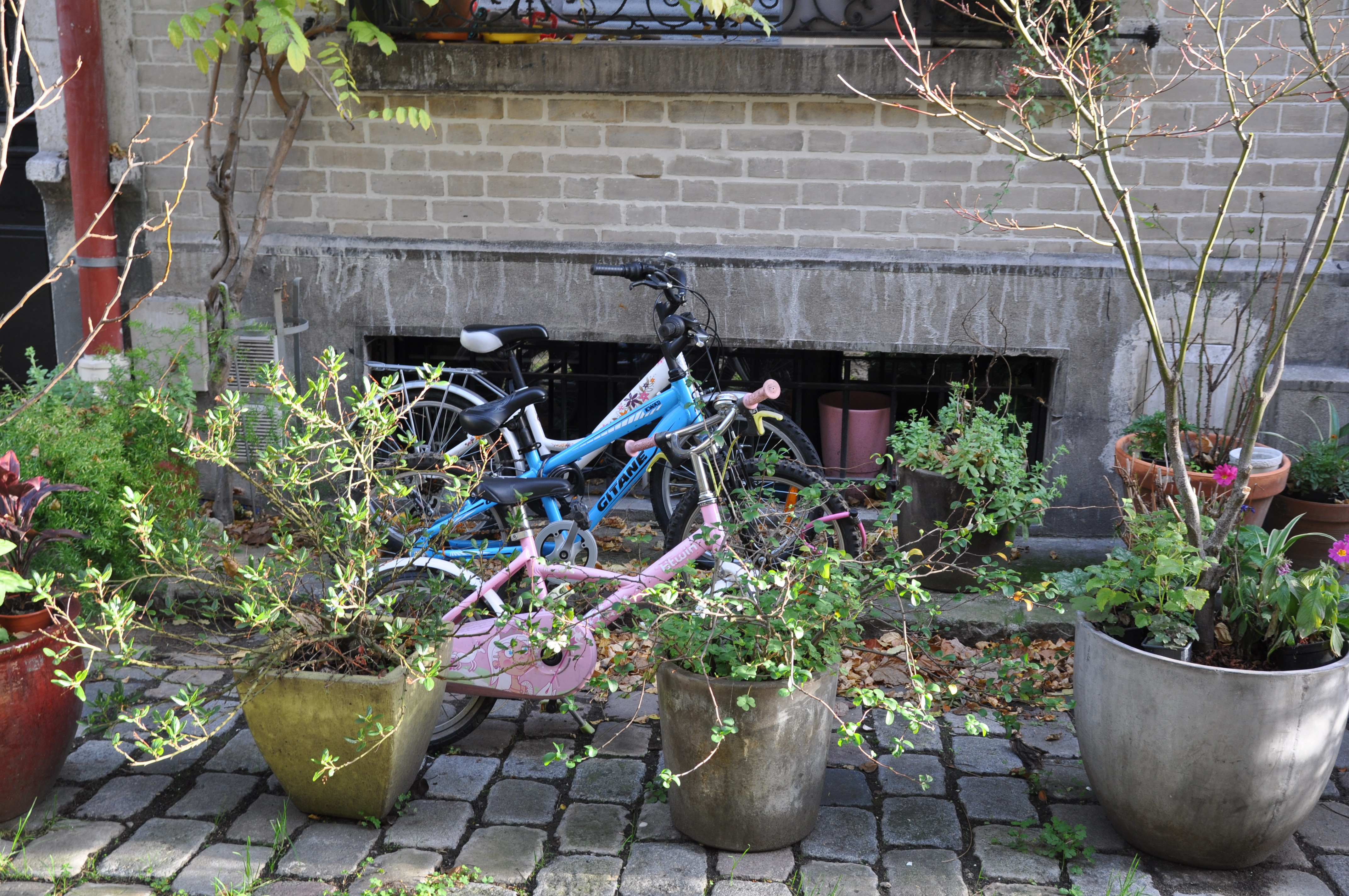 villa Dos Santos, 3 petits vélos, Paris 15e
