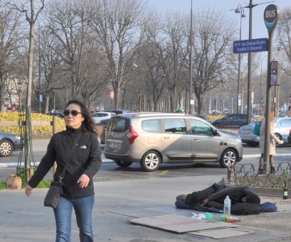 SDF ROnd-point des Champs-Elysées