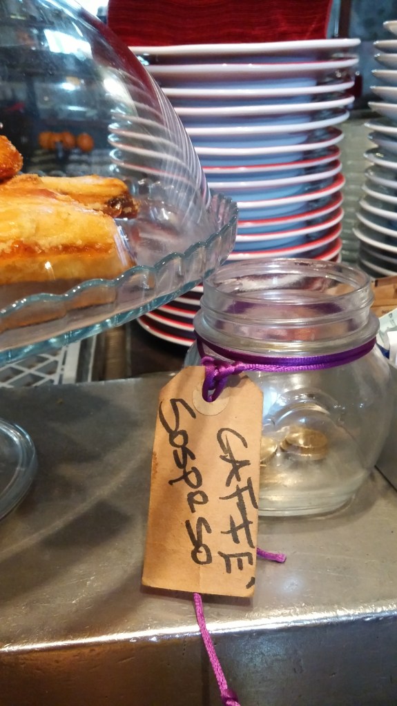 Caffè Sospesso. Turin (photo de Mariagrazia Margarito)