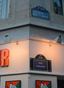 vicus-scholarium-rue-des-ecoles-1