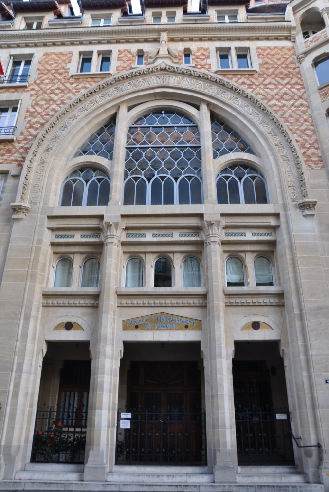 Façade du centre théosophique