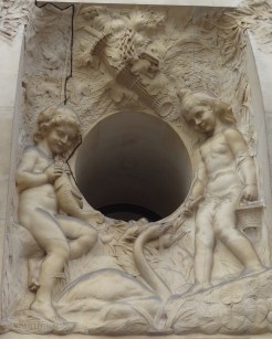 103-109 Champs Elysées. occulus d'Hippolyte Lefebvre