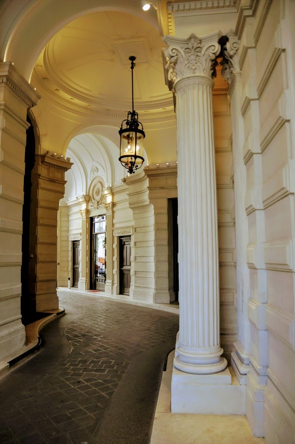 Hall 8 place Vendôme (2) (1)