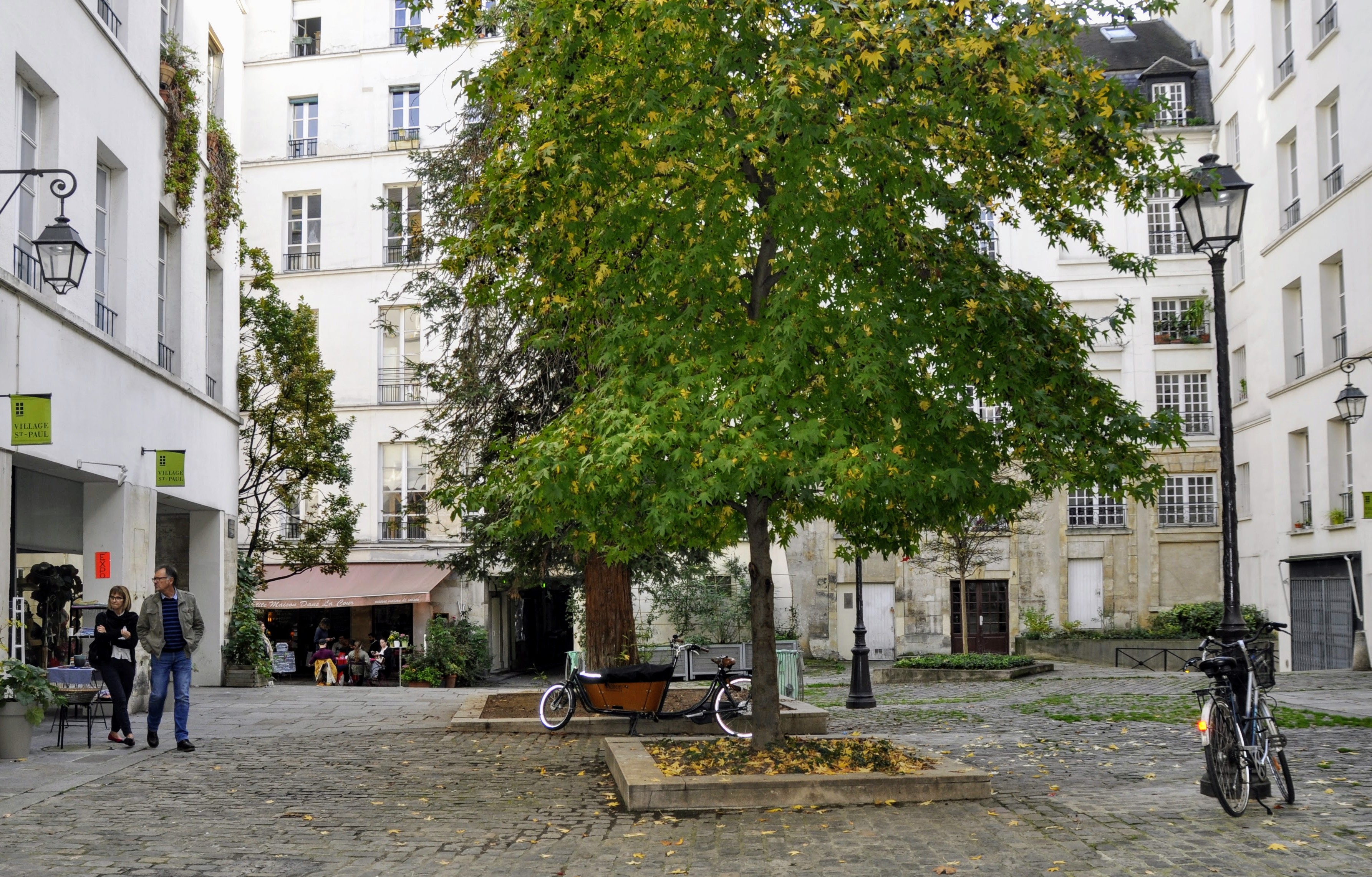 Village Saint-Paul Cour Rabelais