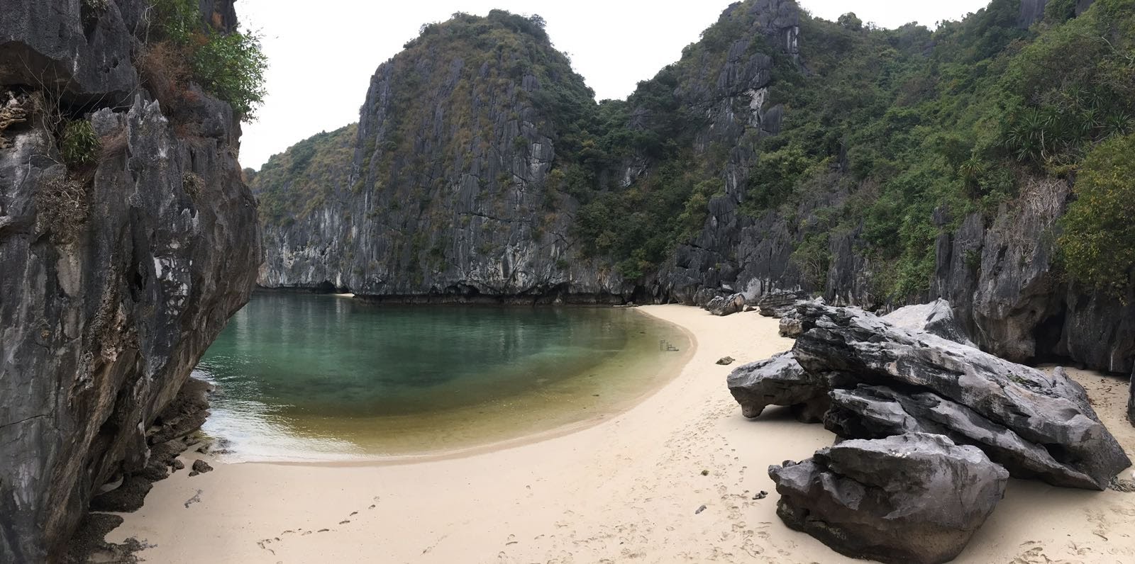 Halong Baie de la baignadeIMG-20180308-WA0003