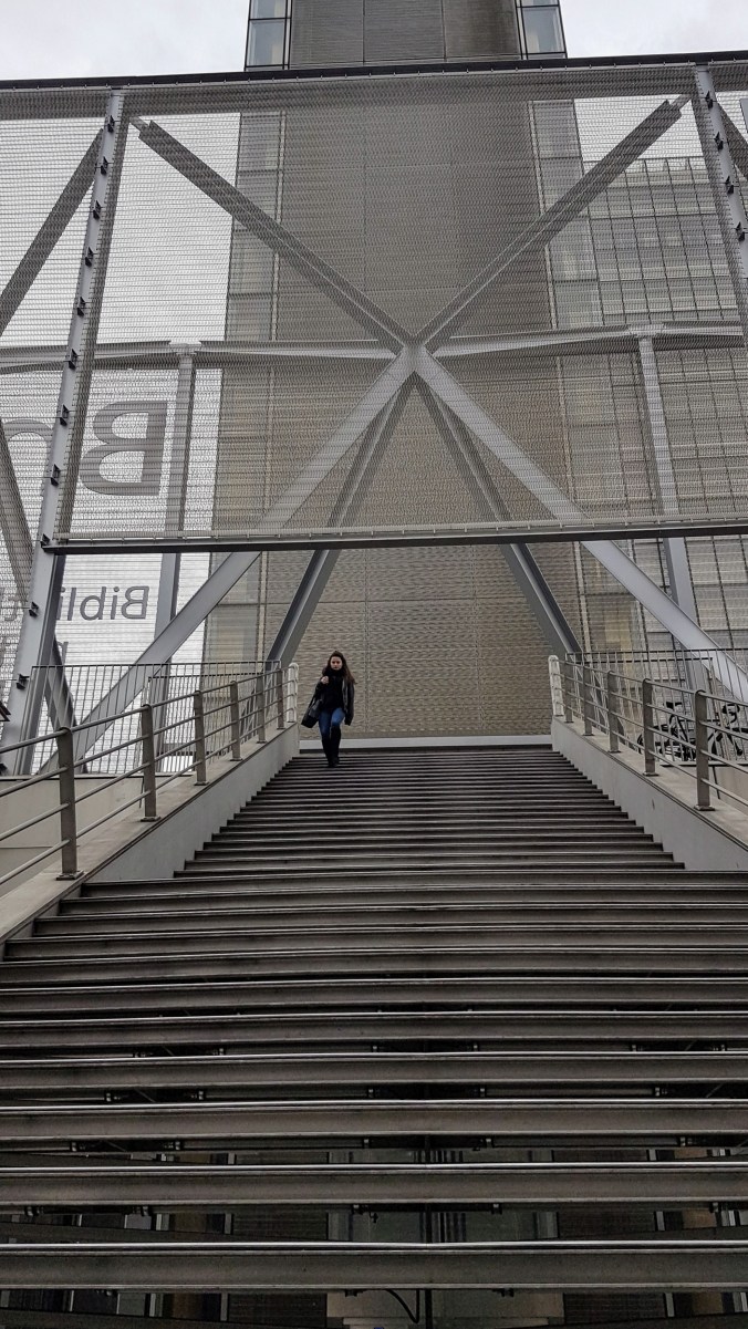 BNF. L'escalier de l'entrée Est164643 (1).jpg